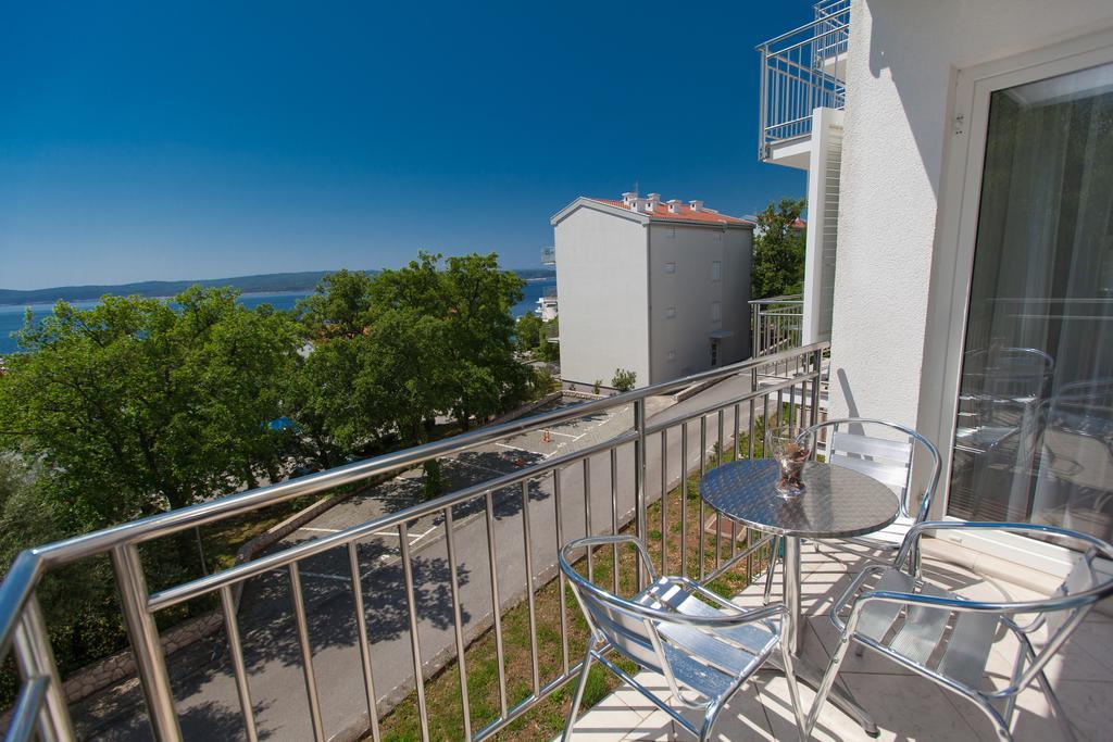 Apartment Ana Selce Exterior foto